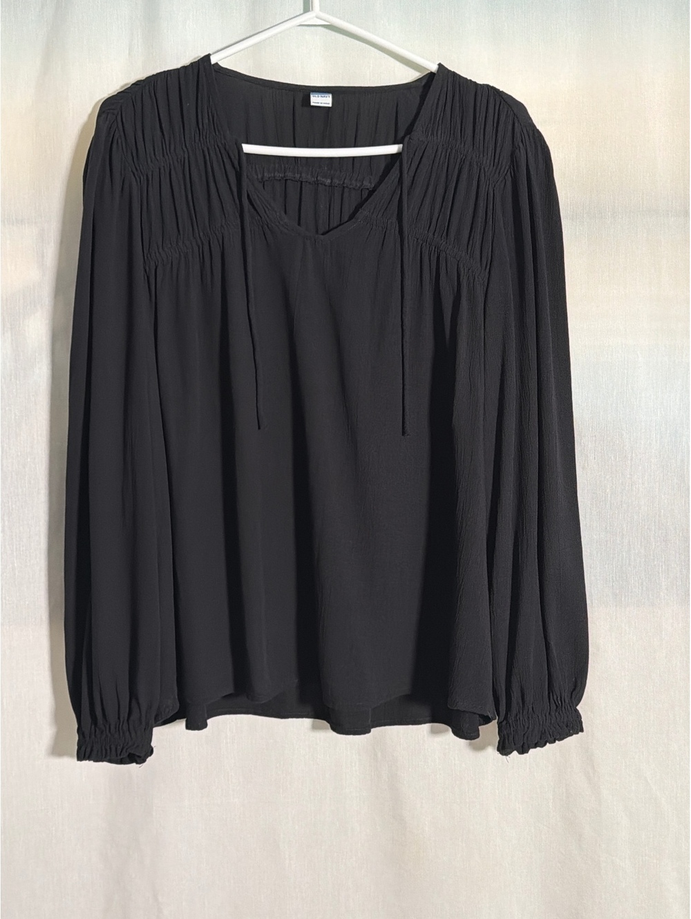 Old Navy Black Long Sleeve Blouse Women's Medium
